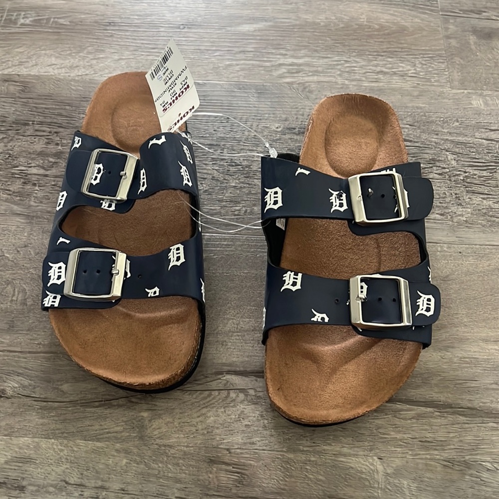 NWT Detroit Tigers FOCO Women's Mini Print Double-Buckle Sandals size S